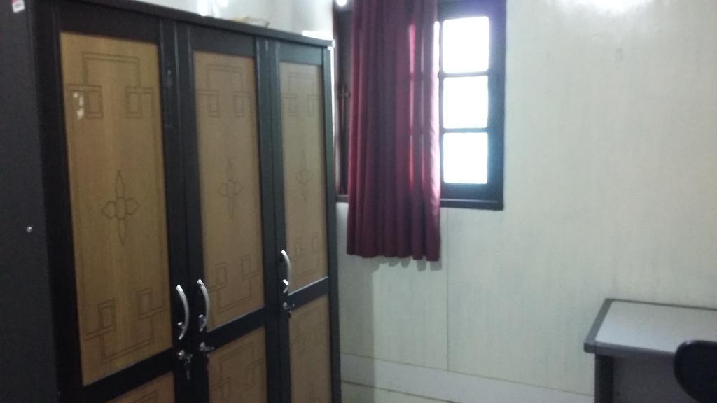 Mayestik Guest House Syariah Jakarta Exterior photo