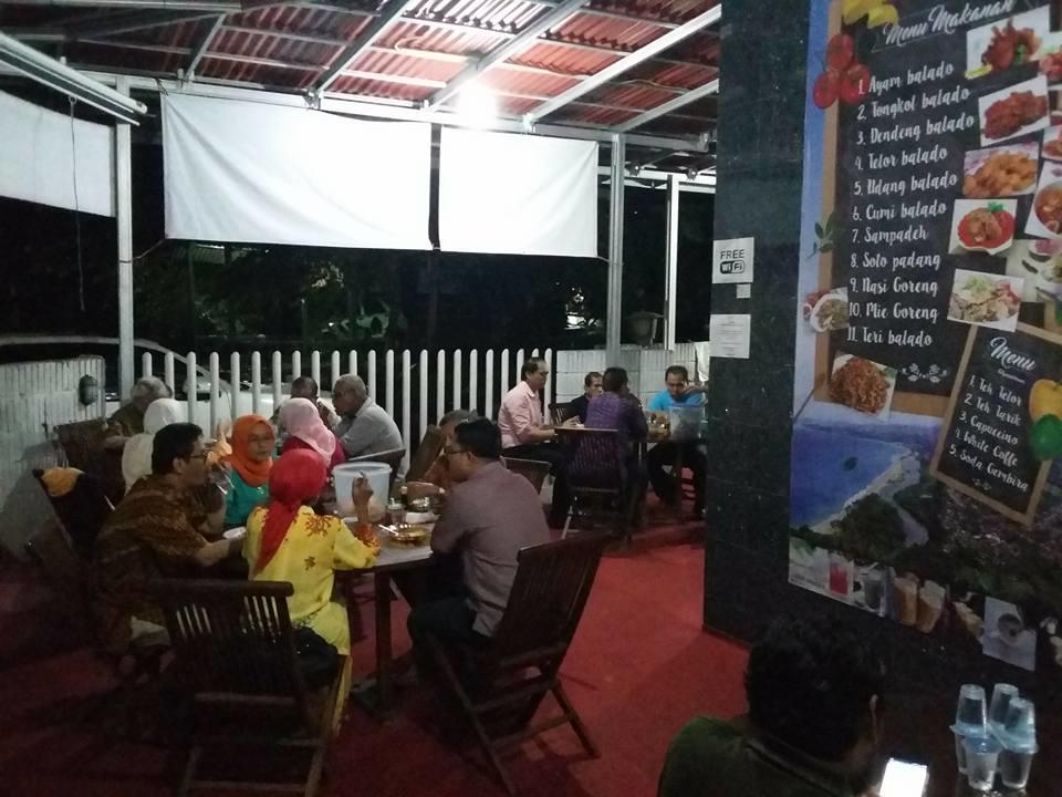 Mayestik Guest House Syariah Jakarta Exterior photo